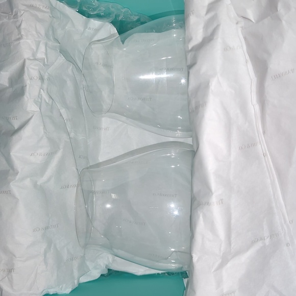 Tiffany & co.  wine glass - Picture 9 of 16